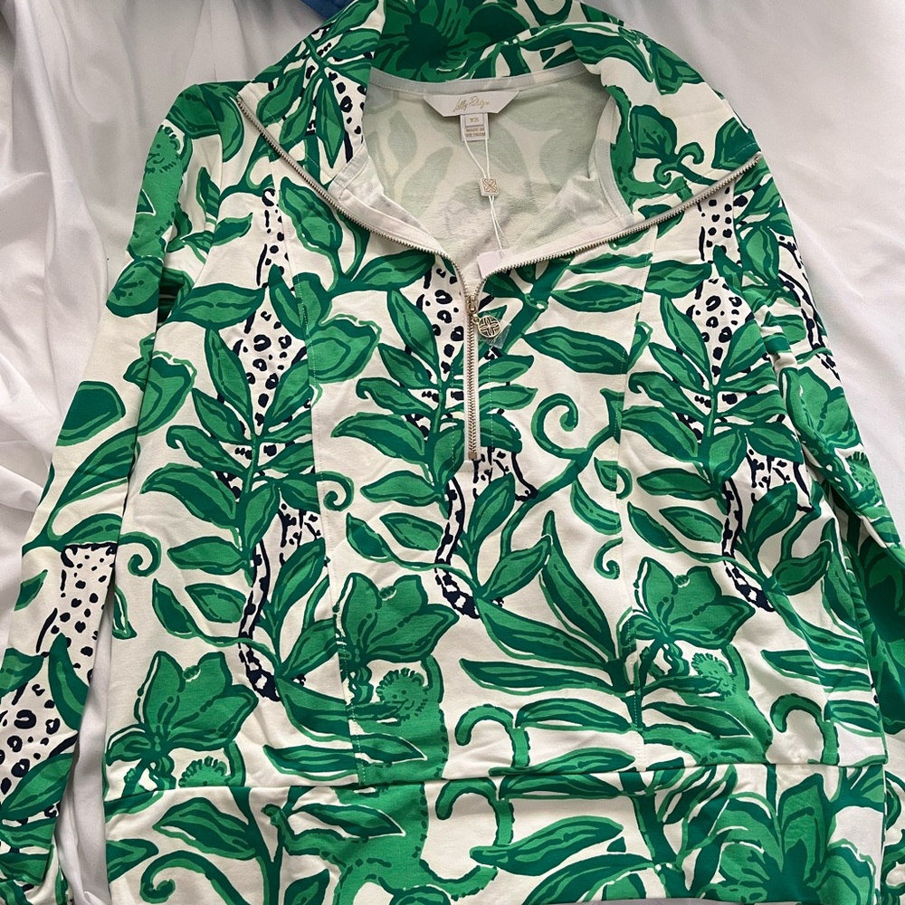 Lilly Pulitzer Leaf Print Pullover in Green and White